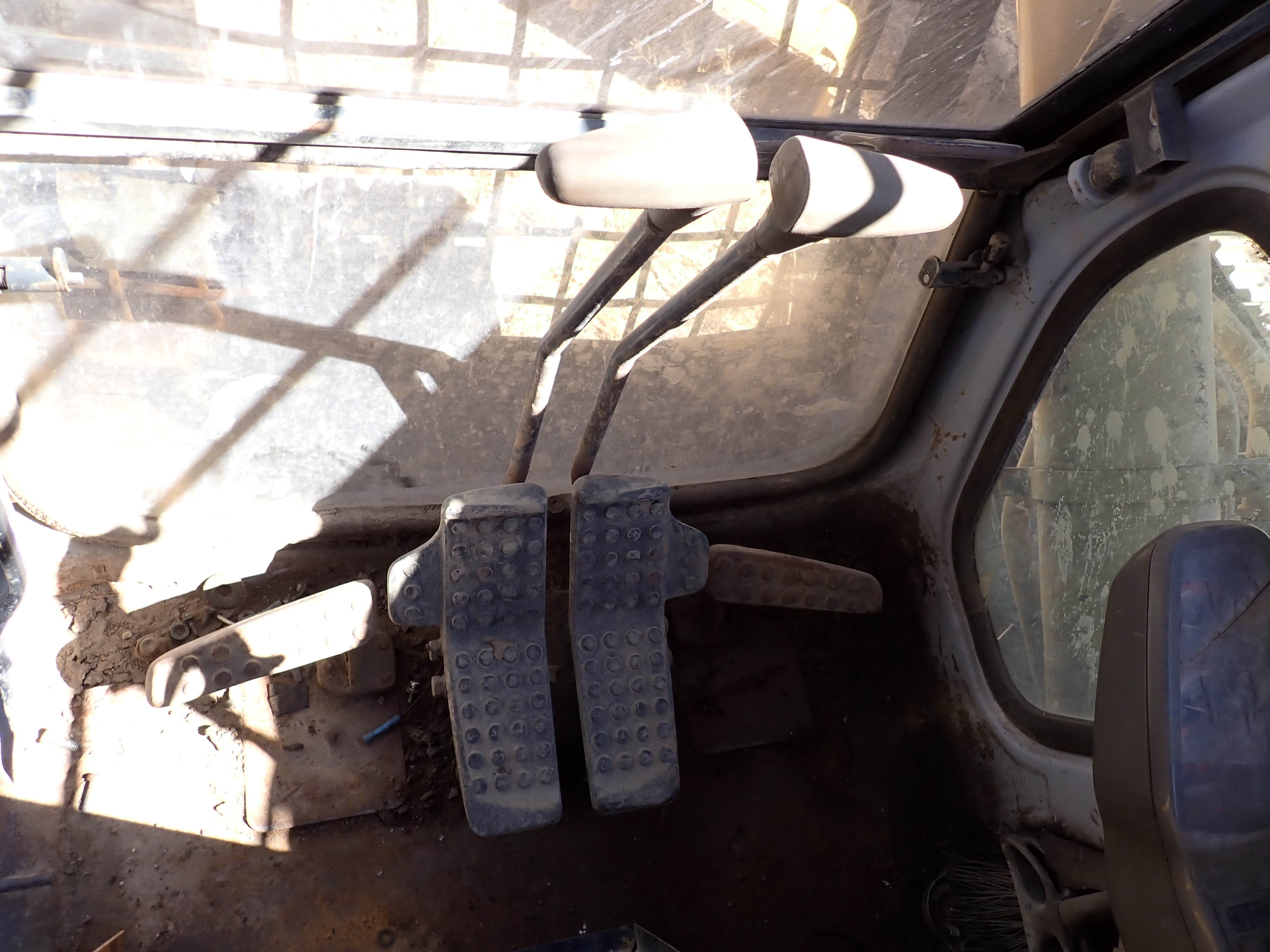 ./imagenes/INVOICE/2019/16189/EXCAVADORA JOHN DEERE_892ELC (9).JPG